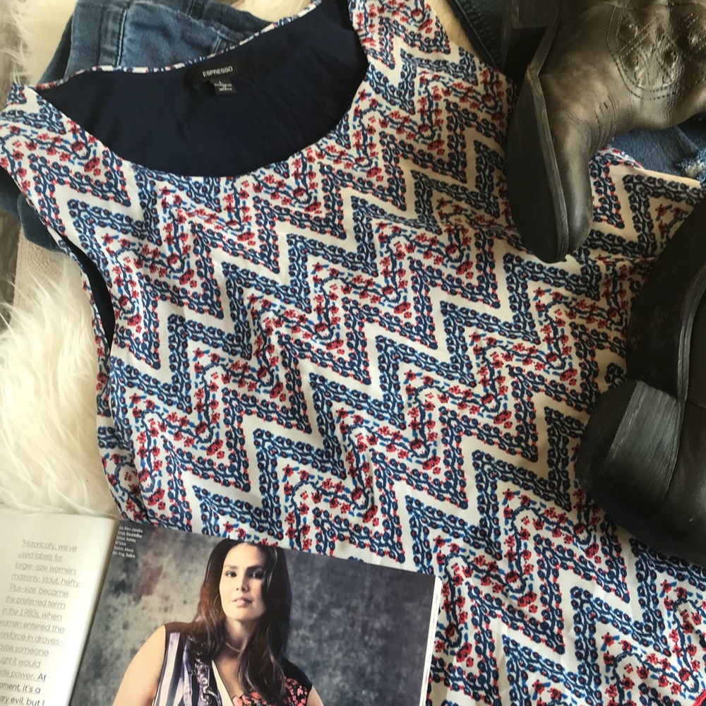 5/$20Bundle Sale‼️ Urban Cowgirl Top